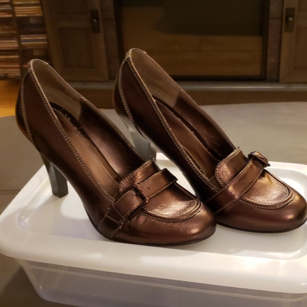 Women's Shoes